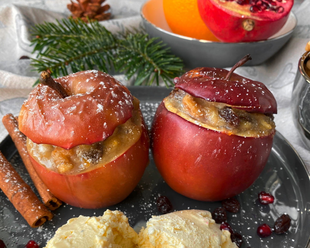 Julias Rezept: Bratapfel mit Vanilleeis | Fink Shop Magazin