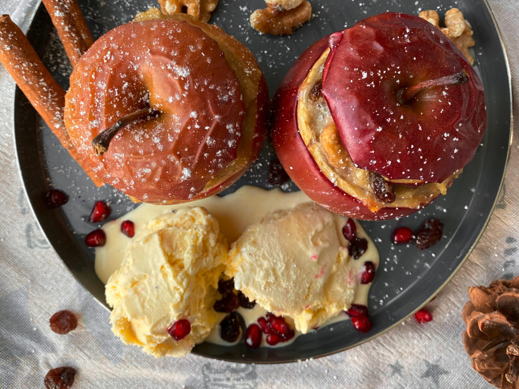 Julias Rezept: Bratapfel mit Vanilleeis | Fink Shop Magazin